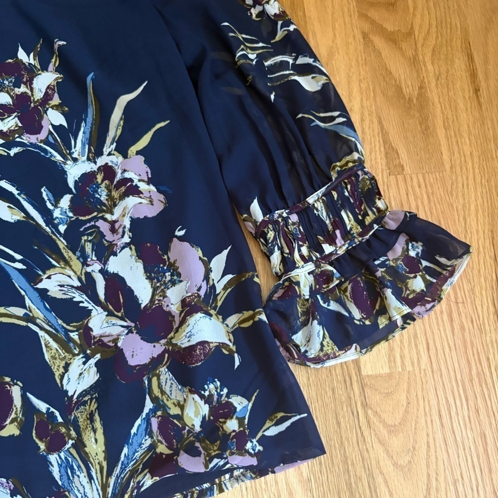 Chico’s Bird of Paradise-Print Pullover Blouse Sz 2 12/14 Blue Floral Blouse Top - Picture 5 of 9
